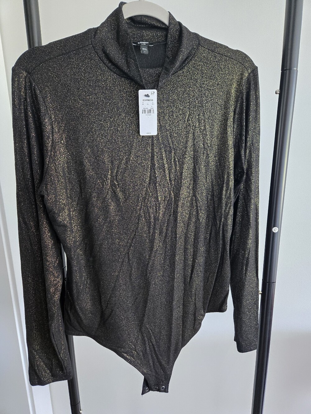 NWT Express Metallic Shimmer Cowl Neck Long Sleeve Bodysuit Black Gold LARGE